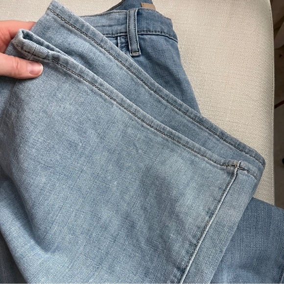 Joe’s The Mia High Rise Wide Leg Ankle Jean- lightweight denim | Admiration | 32 - Picture 10 of 17